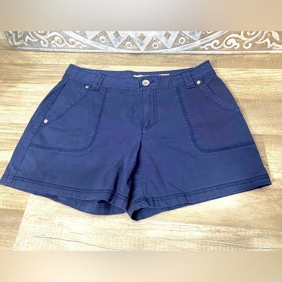 DKNY Jeans Shorts Navy Size 6 - Picture 1 of 3